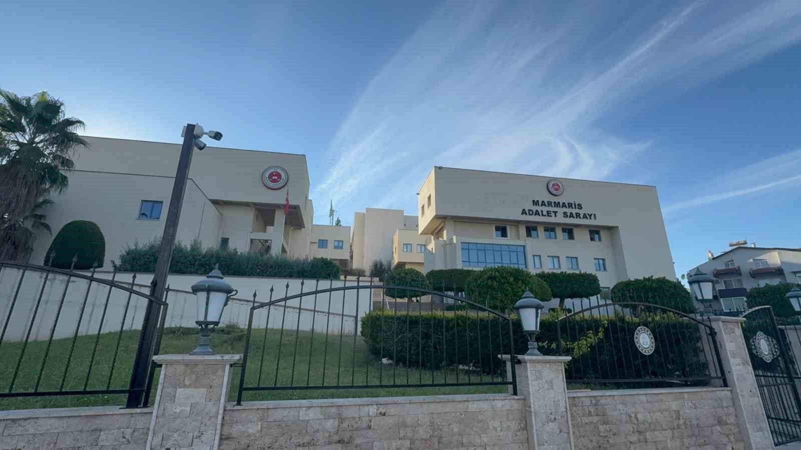 Marmaris Sosyal Yardımlaşma ve Dayanışma Vakfı&rsquo;na operasyon
