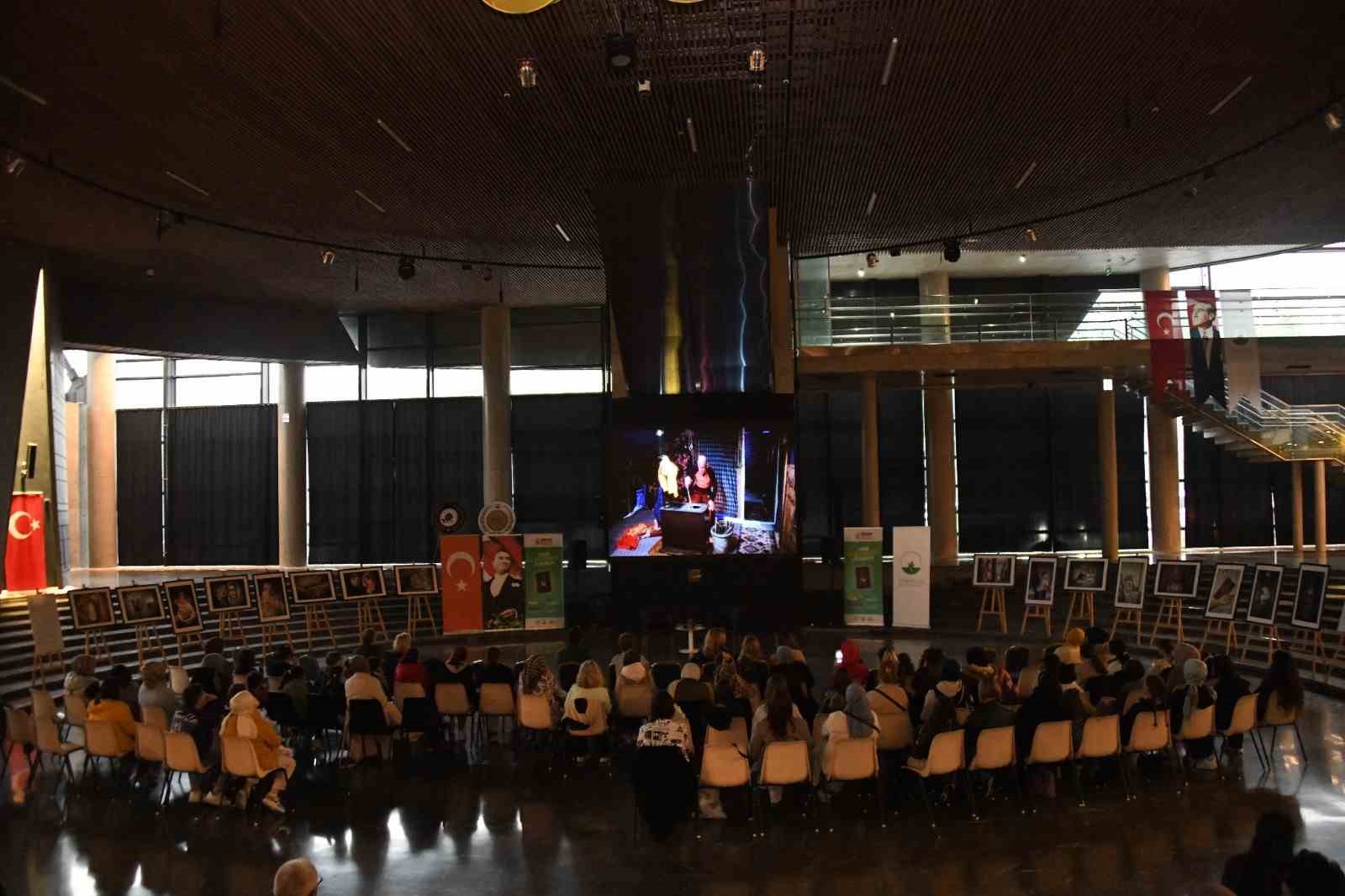 Osmangazi&rsquo;de kız &ccedil;ocukları unutulmadı
