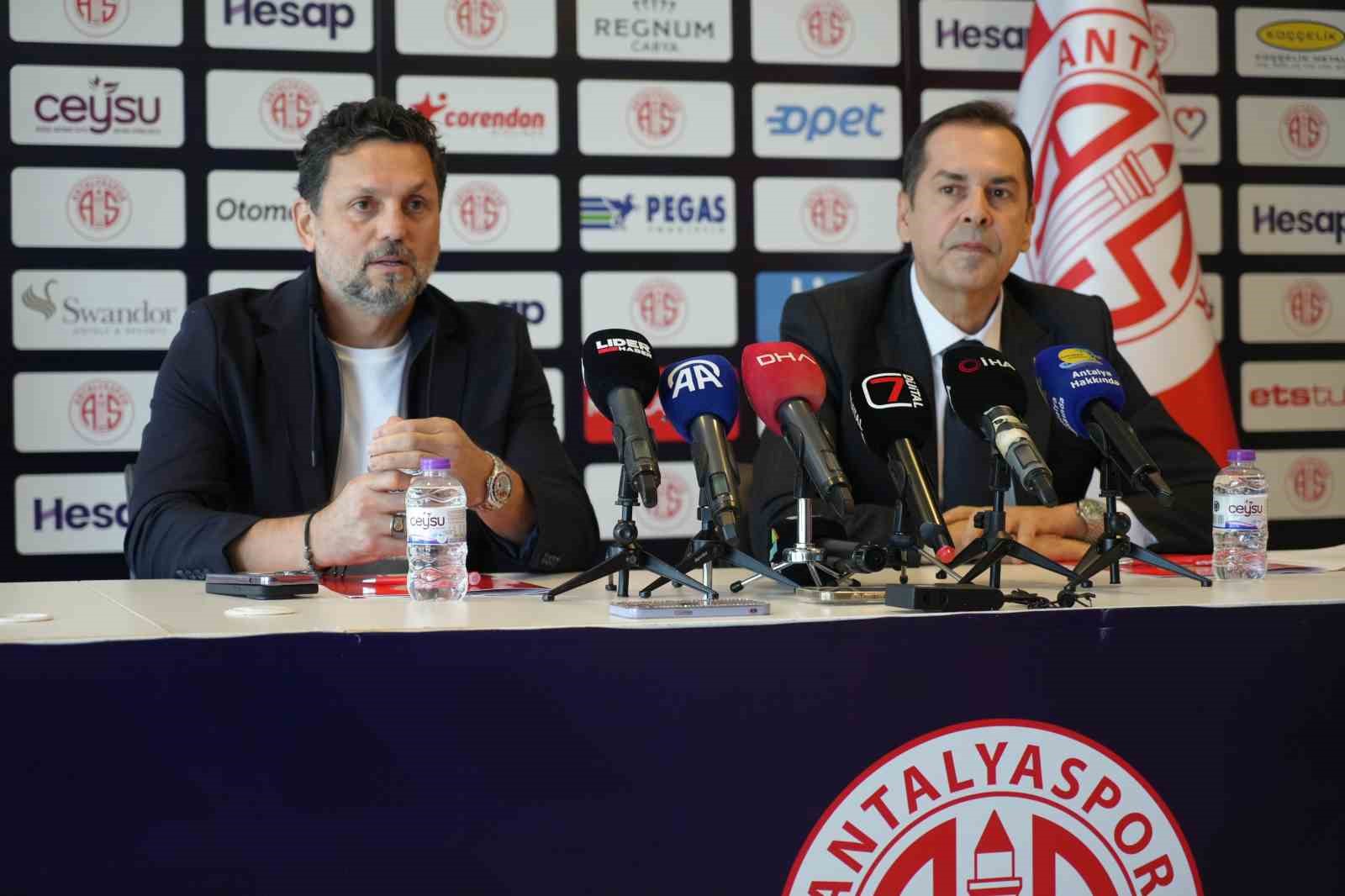 Antalyaspor, Erol Bulut ile 2 yıllık sözleşme imzaladı