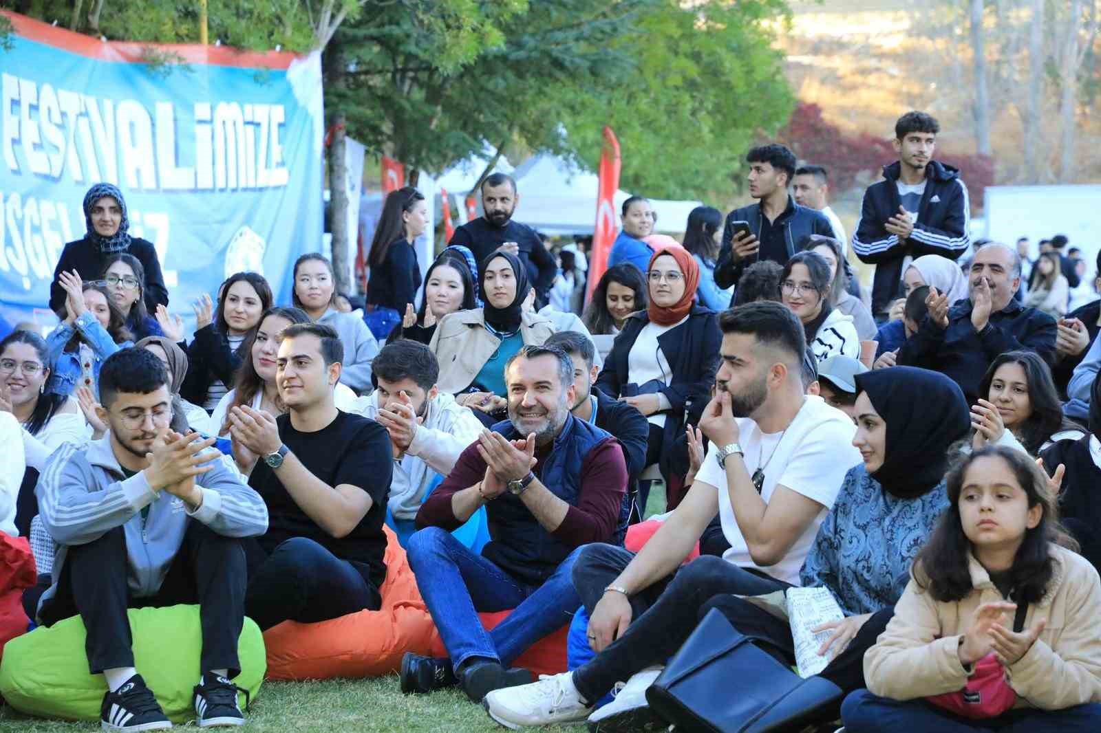 Elazığ’da Gençlik Festivali coşkusu