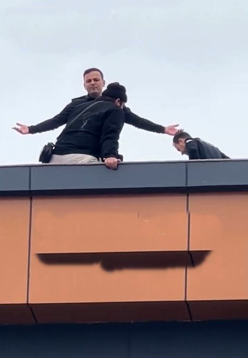 Başkomiser son anda ikna etti
