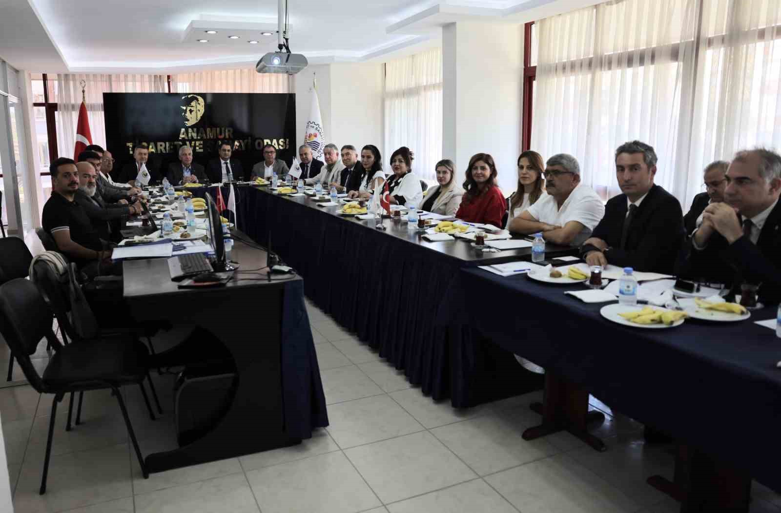 MTSO Bakan akr: "lelerimizle birlikte akll byme modeli oluturmalyz"

