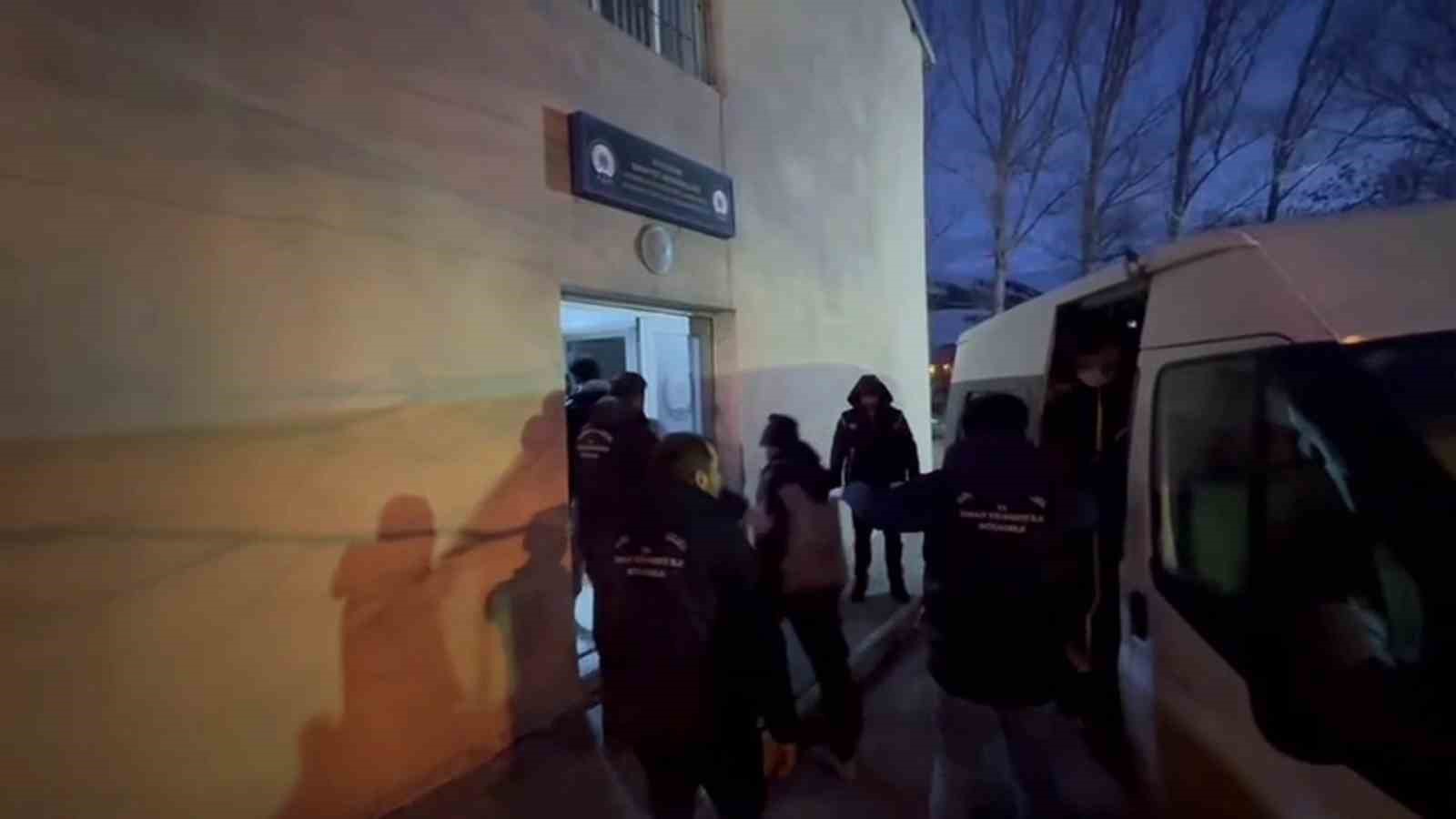 Erzurum’da kaçak göçmen operasyonu