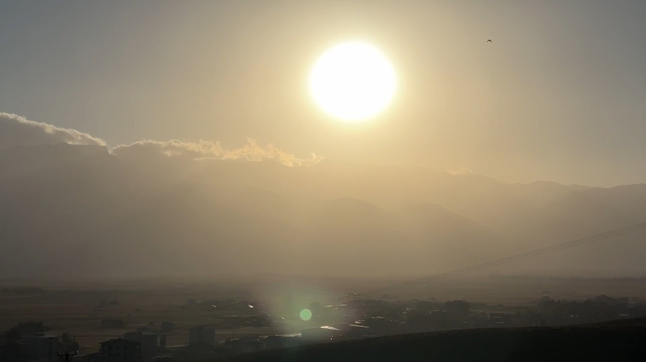 Hakkari&rsquo;de toz bulutu etkili oldu
