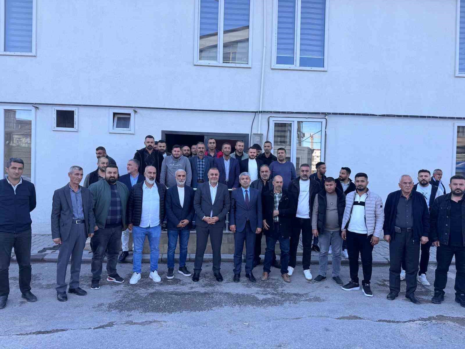 Malatya Minibüsçüler Odası Başkanı İnce, MHP İl Başkanı Gök’e minibüsçülerin sorunlarını aktardı