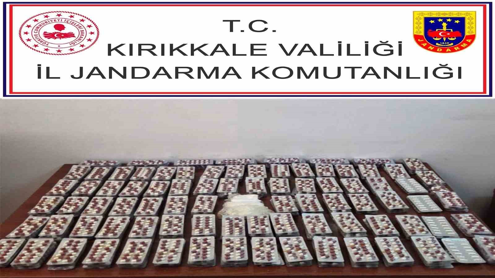 &Uuml;niversite şehrine yapılan uyuşturucu sevkiyatı engellendi: Binlerce hap ele ge&ccedil;irildi
