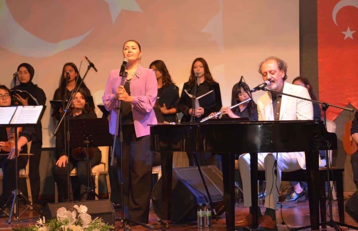 Kırıkkale’de "Kim Var?" sanat etkinliğinde coşkulu anlar yaşandı