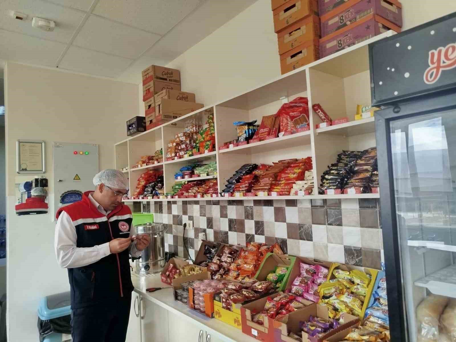 Bayburt’ta okul ve öğrenci yurtlarında gıda denetimleri yapıldı