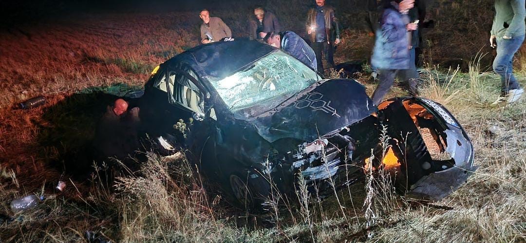 Selim&rsquo;de trafik kazası: 1 &ouml;l&uuml;, 3 yaralı
