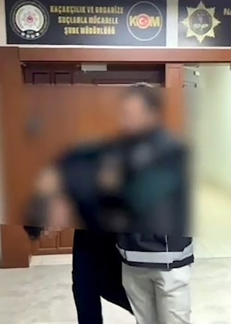 İstanbul’daki kuyumcu soygunundaki 130 bin dolar Sakarya’da ele geçirildi
