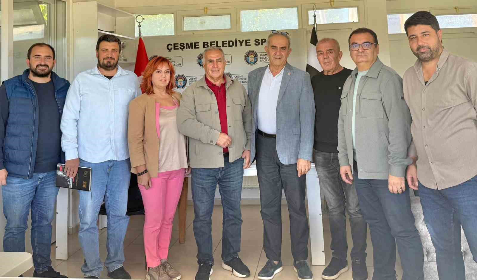Çeşme Kent Konseyi’nden Çeşme Belediyespor’a destek