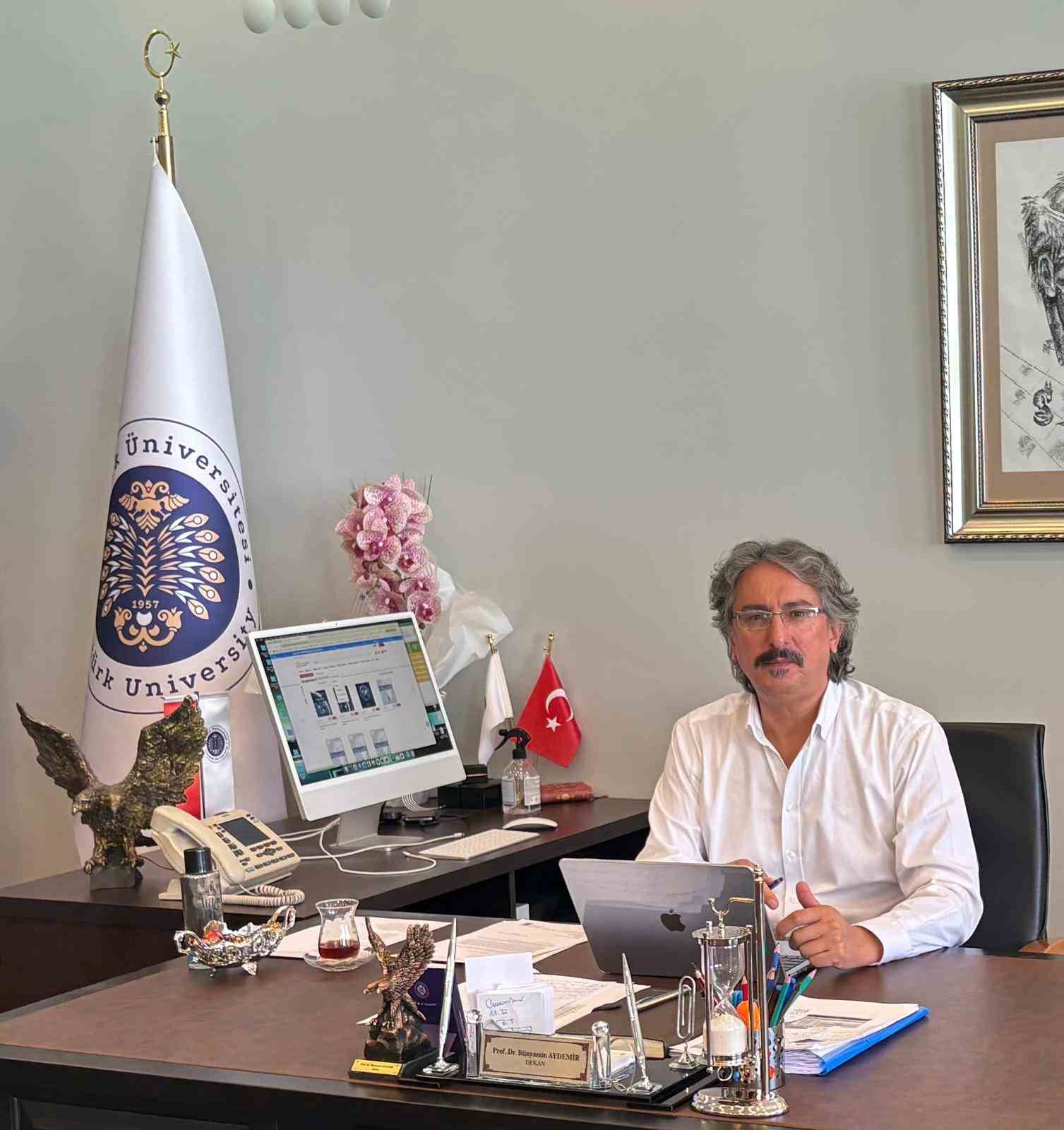 "Sanatta İslam, İslamda Sanat" uluslararası kongresi Atatürk Üniversitesinde başlıyor