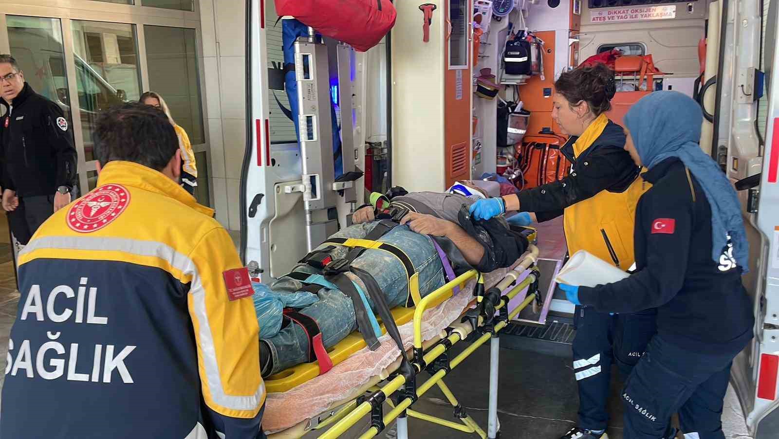 Karaman’da çalıştığı inşaattan düşen işçi yaralandı