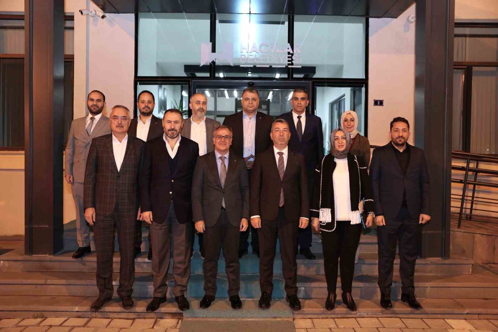 Hacılar’ın geleceği için Başkan Özdoğan’a ziyaret