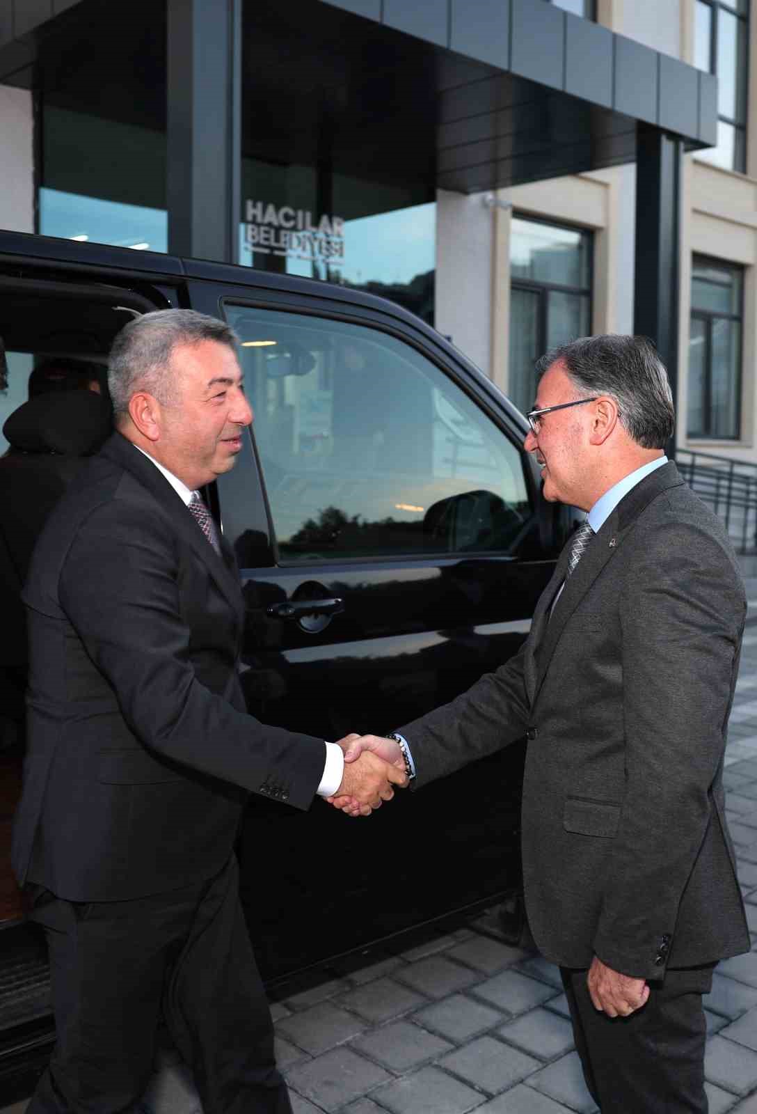 Hacılar’ın geleceği için Başkan Özdoğan’a ziyaret