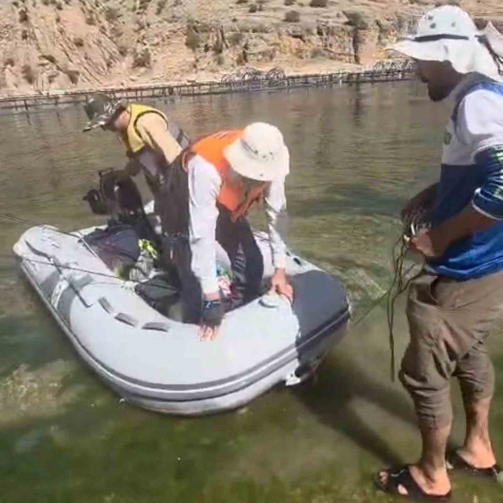 Arabanlı Sportif Olta Balıkçılığı Sevdalıları balık avı keyfi yaşıyor