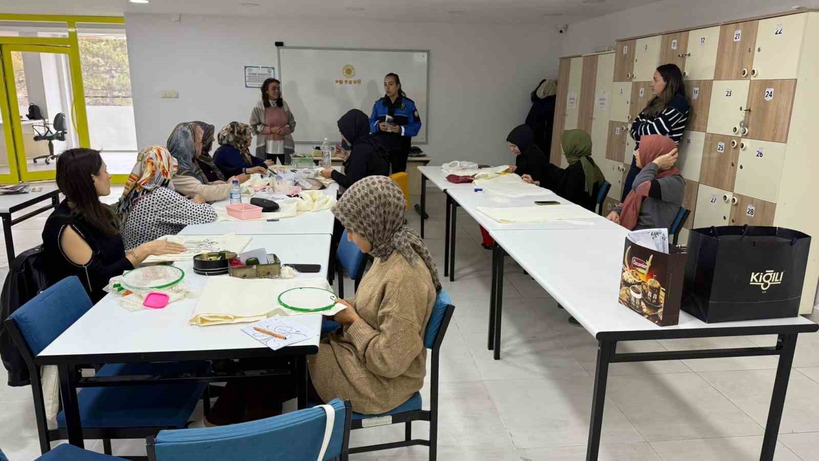 Çankırı’da kadınlara KADES ve UYUMA bilgilendirmesi