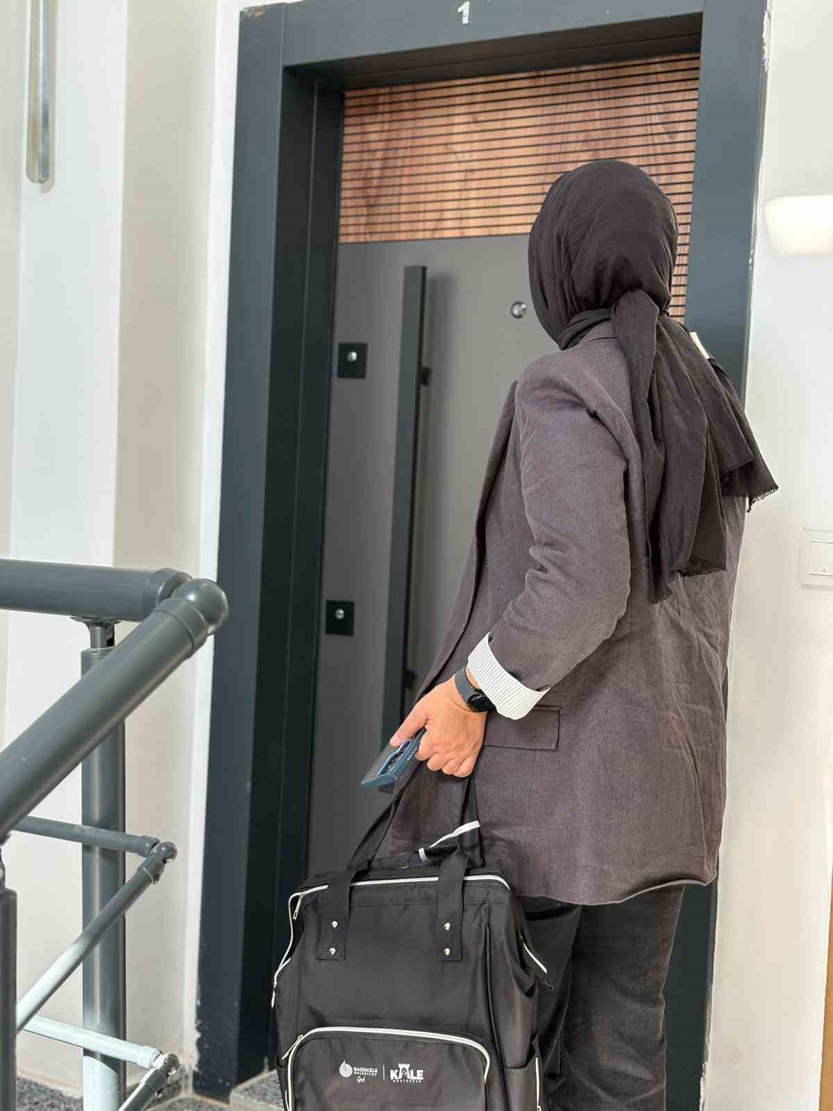 Başiskele ailesinin yeni üyelerine ilk hediye Başkan Özlü’den
