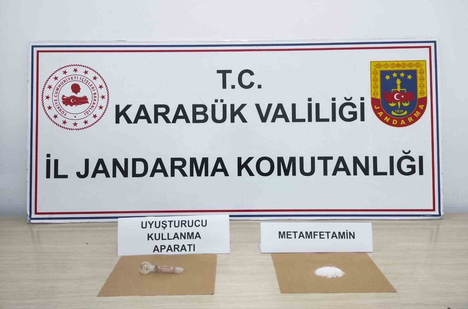 Karabük’te Jandarmadan uyuşturucu operasyonu