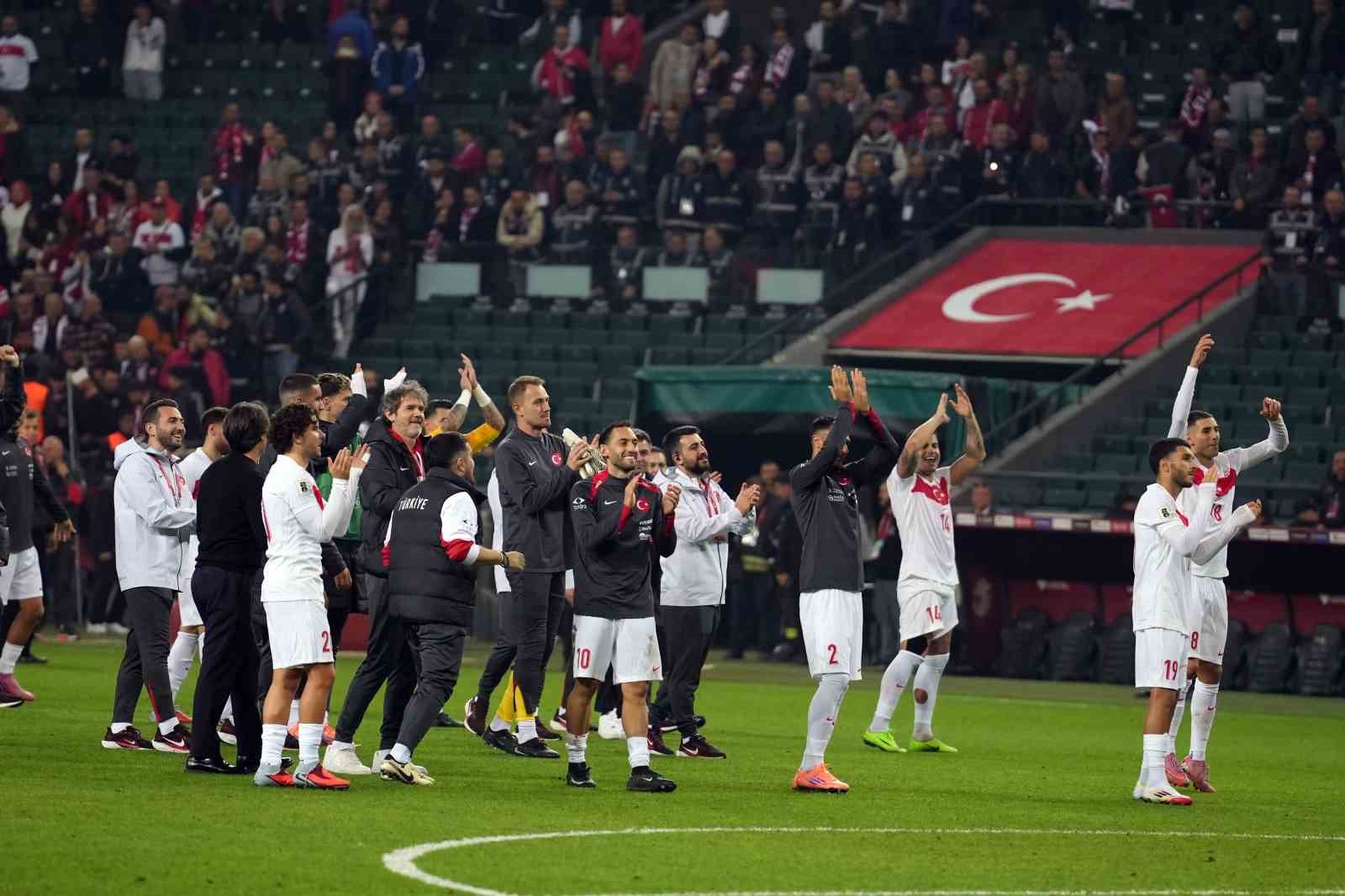 A Milli Futbol Takımı’nda Gürcistan galibiyeti sevinci
