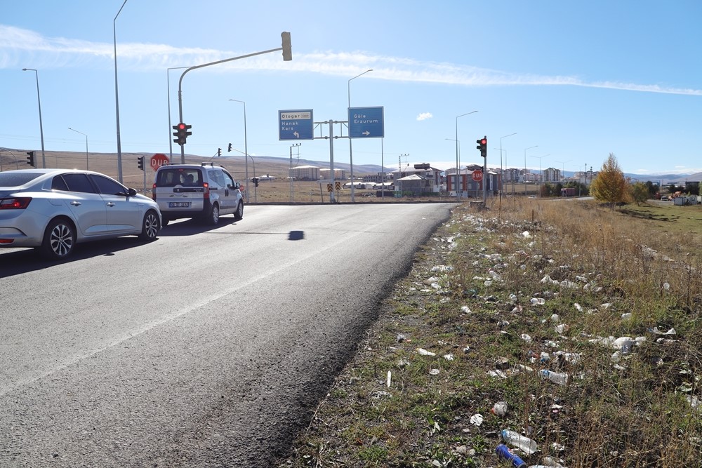 Belediye ekiplerinin temizlik seferberliği sürüyor