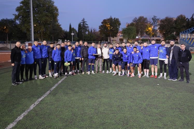 Başkan Durgut&rsquo;tan S&ouml;ğ&uuml;tspor&rsquo;a destek
