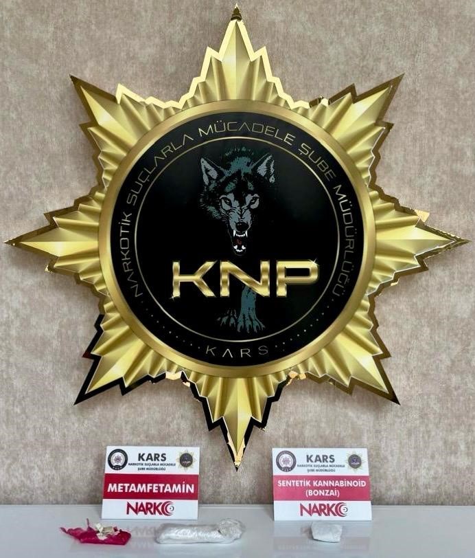 Kars’ta uyuşturucu ile yakalanan uzman çavuş tutuklandı

