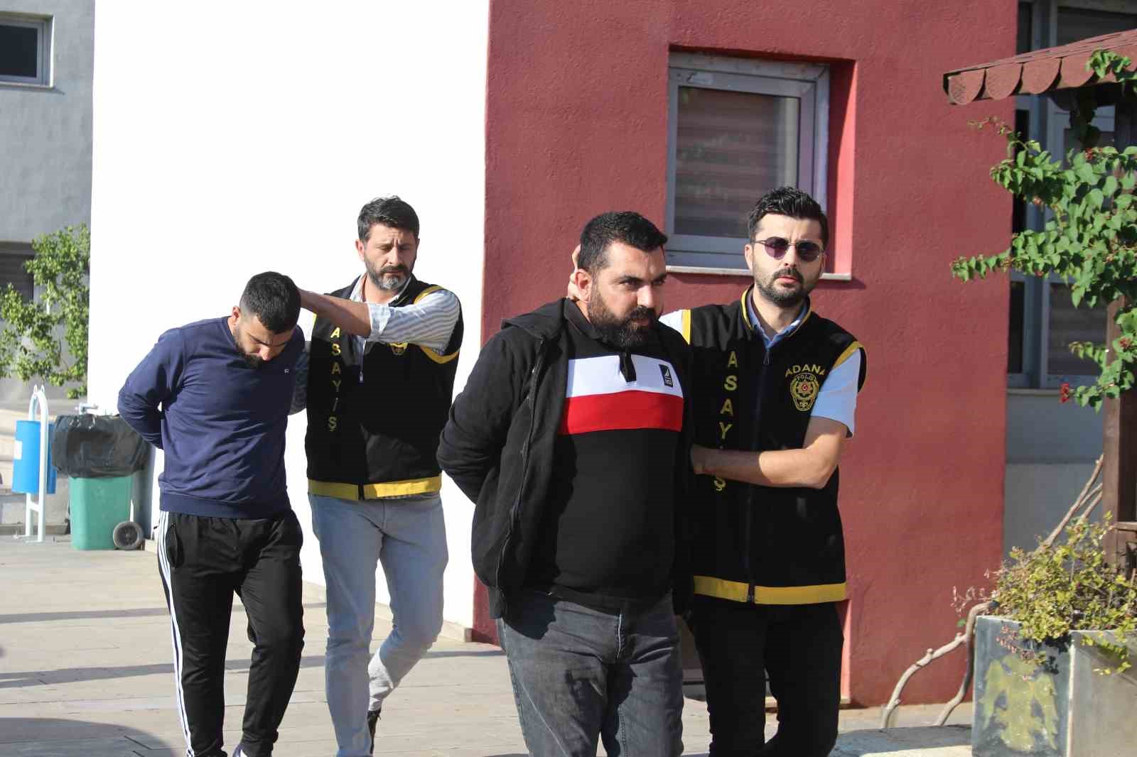 Kuzenini öldürdü: "Ben sopayla dövdüm, bıçakla yaralamadım"
