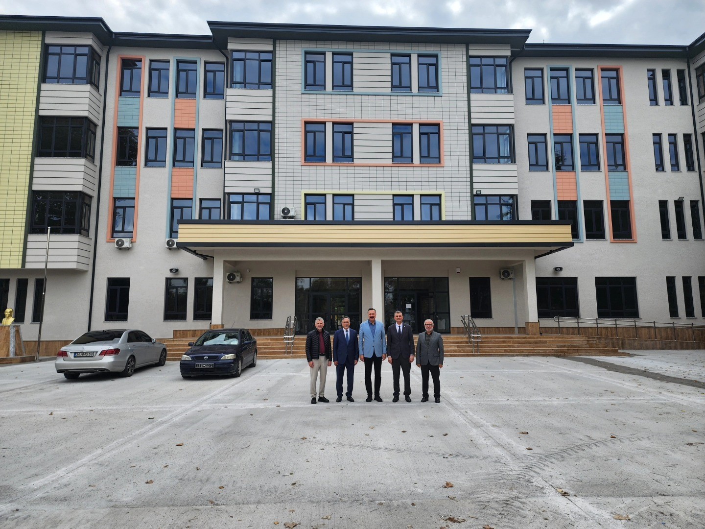 Gölcük’te eğitim yatırımları bir bir tamamlanıyor
