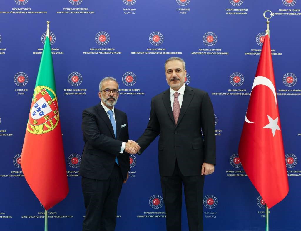 Dışişleri Bakanı Fidan, Portekizli mevkidaşı Rangel ile görüştü