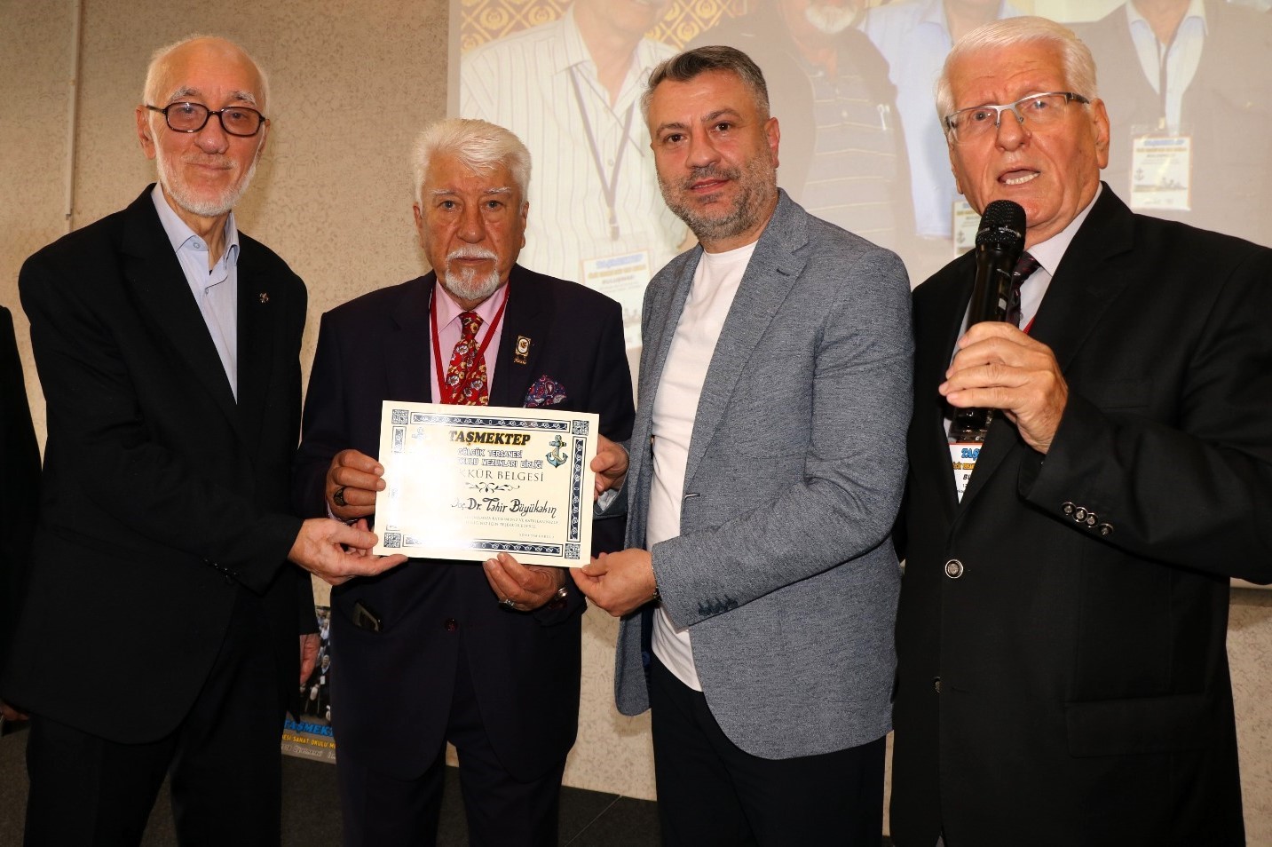 60 yıllık mezunların hatıralarla dolu yolculuğu
