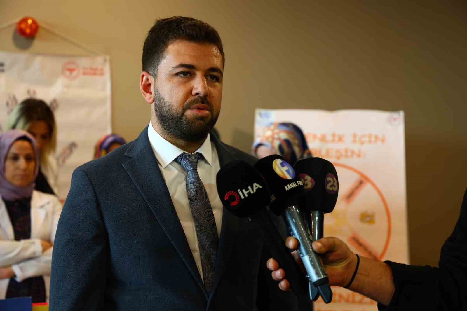 Fethi Sekin Şehir Hastanesi&rsquo;nde &rsquo;D&uuml;nya El Yıkama G&uuml;n&uuml;&rsquo; etkinliği d&uuml;zenlendi
