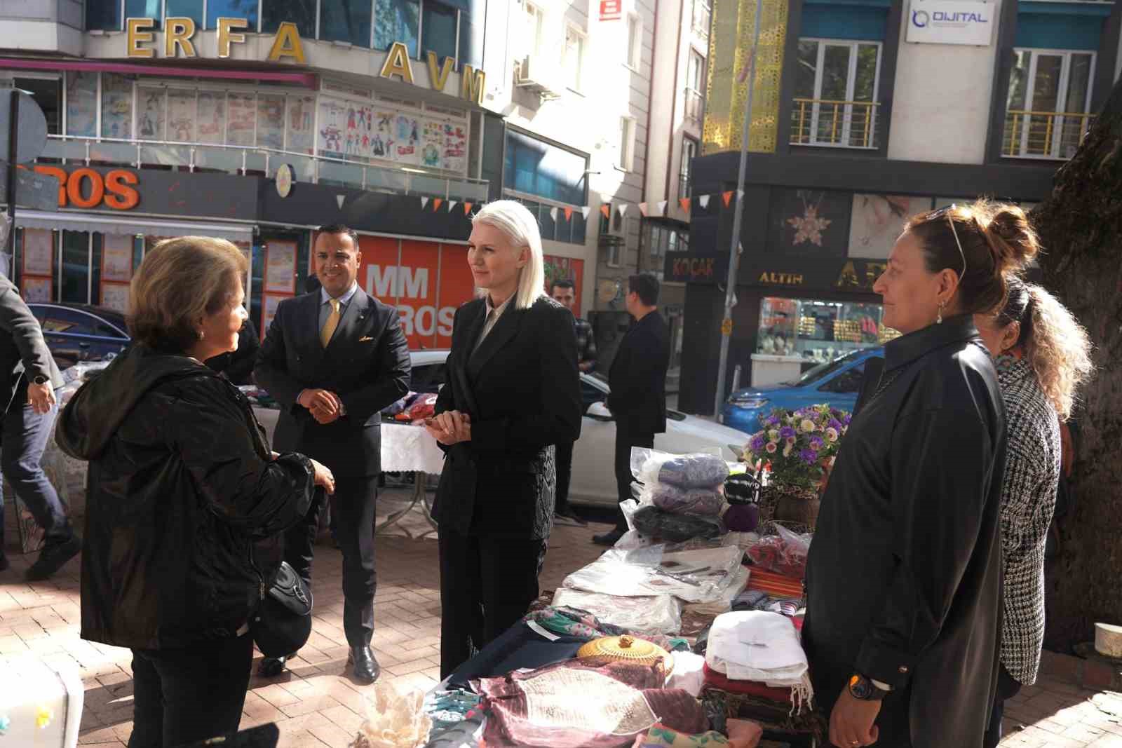 Başkan Subaşı’ndan üreten kadınlara destek