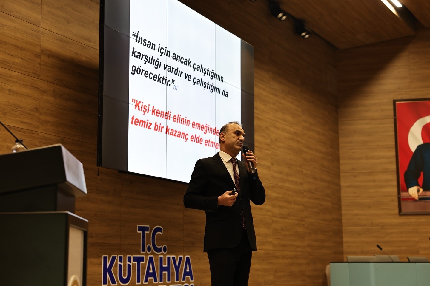 Belediye personeline "İş ahlakı" eğitimi verildi