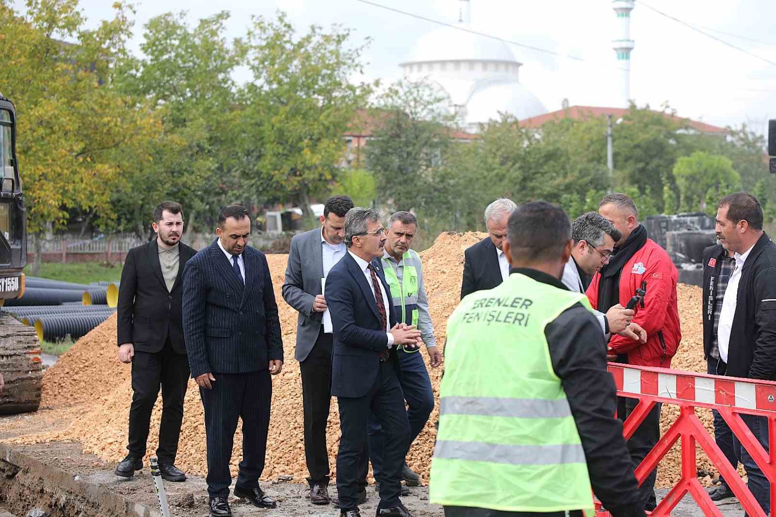 Erenler’in o mahallesinde 12 sokak baştan sona yenileniyor
