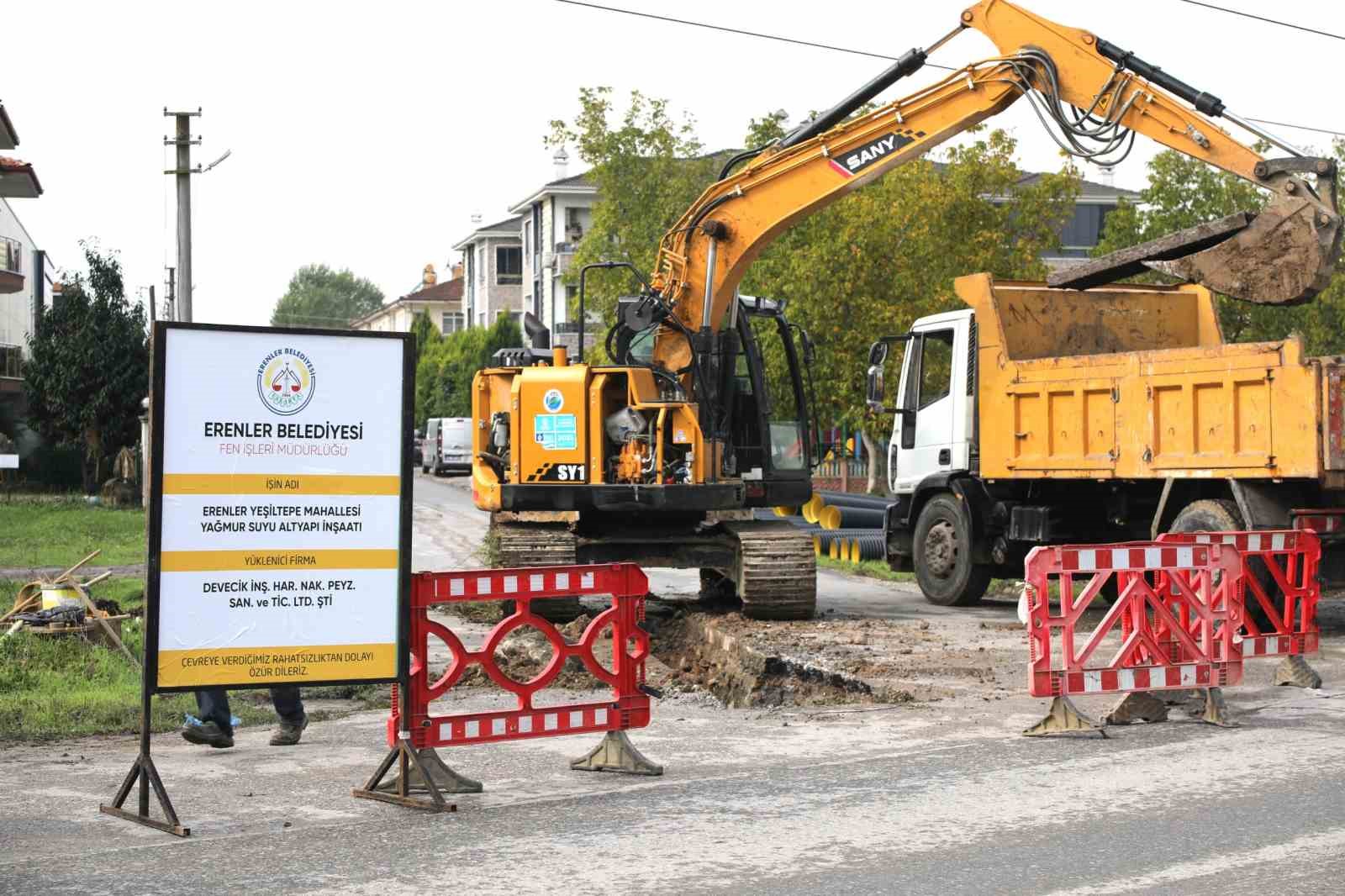Erenler&rsquo;in o mahallesinde 12 sokak baştan sona yenileniyor
