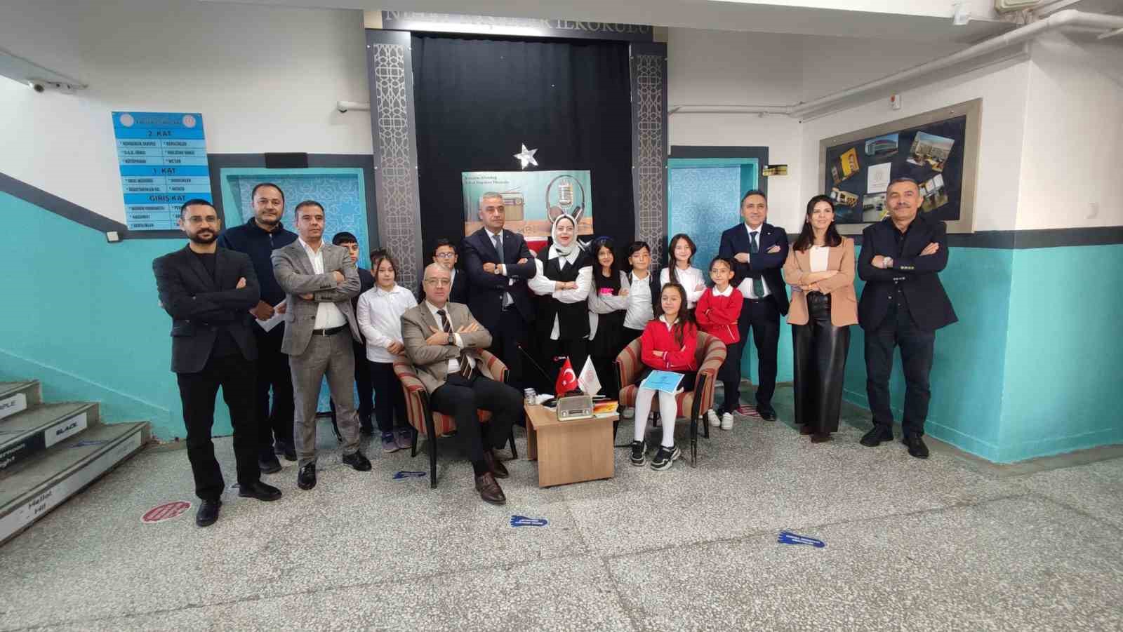 Ankara&rsquo;nın ilk okul radyosunda programları minikler hazırlıyor
