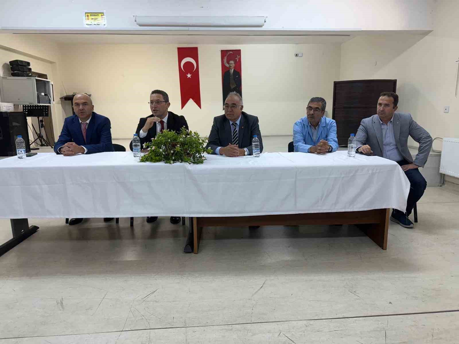 Tapu kadastro öğrencilerine kariyer dersi