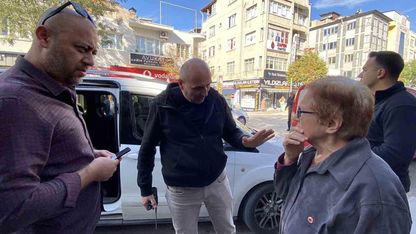 Burdur’da yaşlı kadın, 650 bin lira dolandırılmaktan son anda kurtuldu