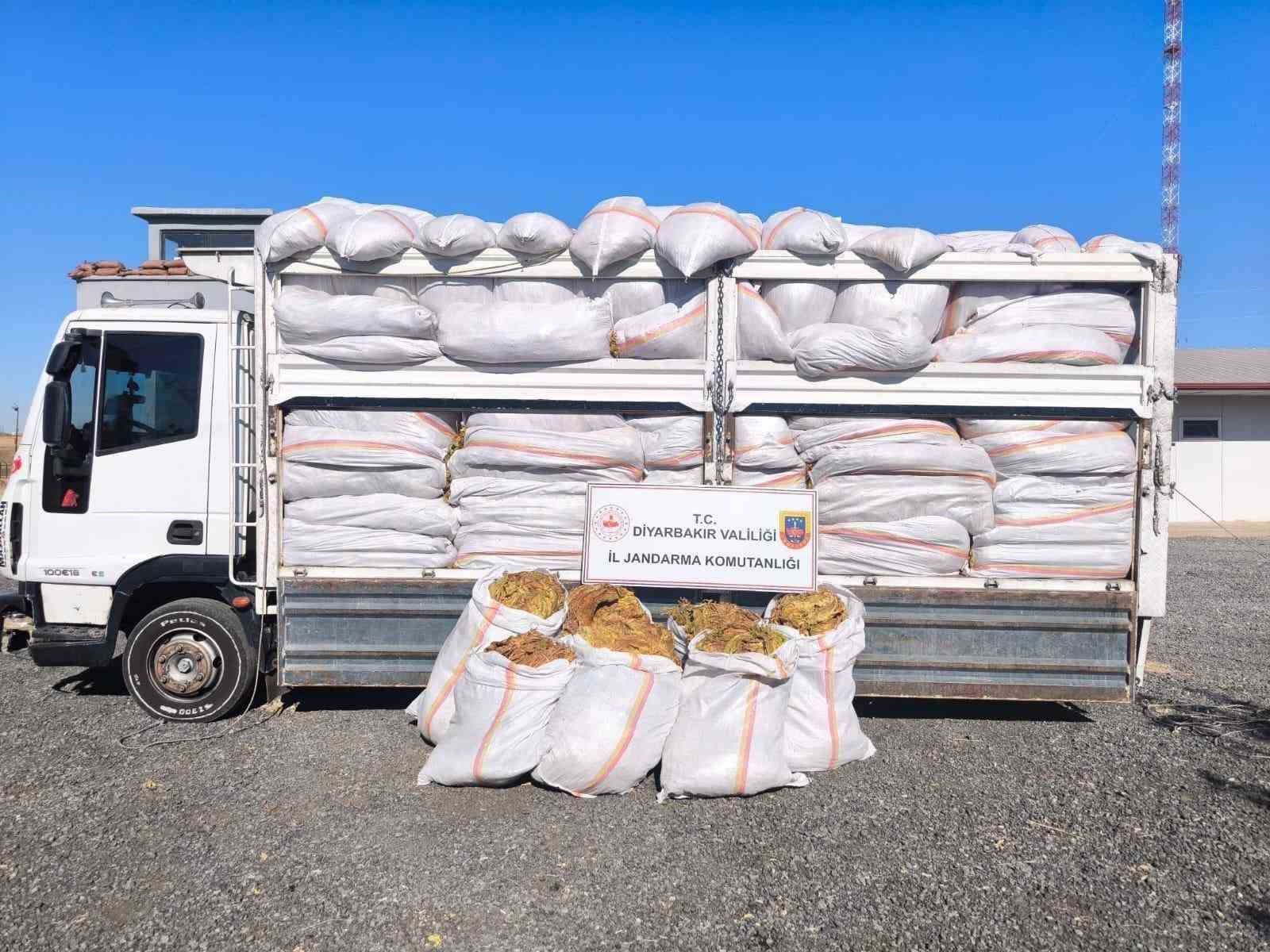 Diyarbakır’da kaçakçılık operasyonları: 29 şüpheli hakkında işlem yapıldı
