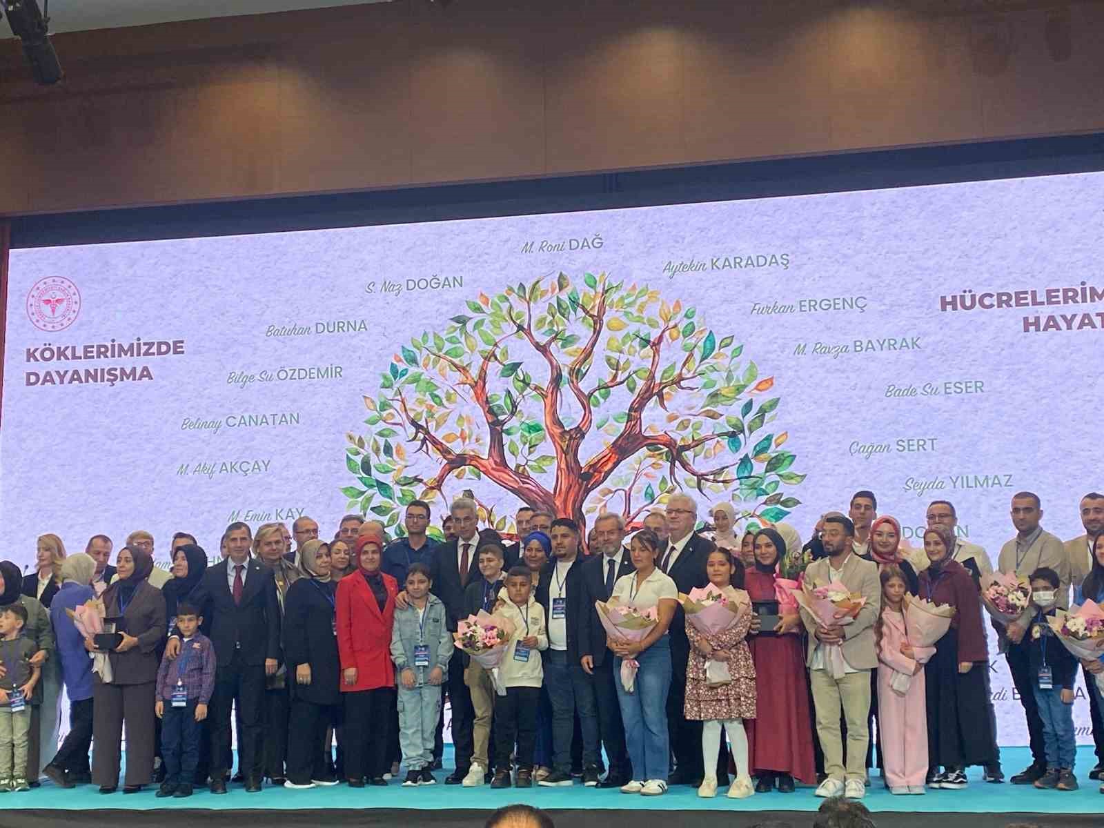 Bakan Memişoğlu: "T&Uuml;RK&Ouml;K aracılığıyla bug&uuml;ne kadar 7 bin 500&rsquo;den fazla hastamıza uygun k&ouml;k h&uuml;cre sağlanmıştır"
