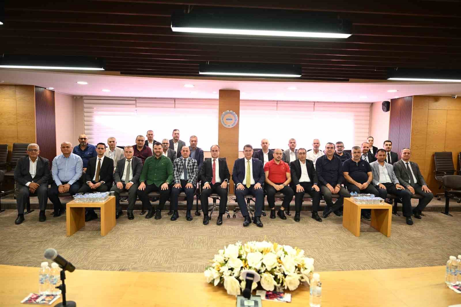 AESOB Başkanı Dere: "Esnafın gelişimini ve s&uuml;rd&uuml;r&uuml;lebilirliğini desteklemeye devam ediyoruz"
