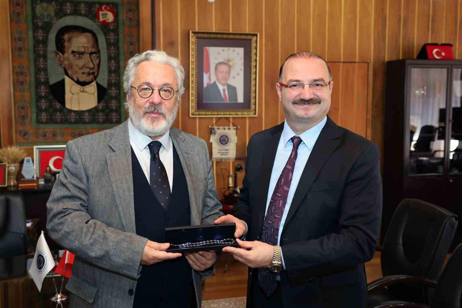 Atatürk Üniversitesi’nde Uluslararası Kongre:
