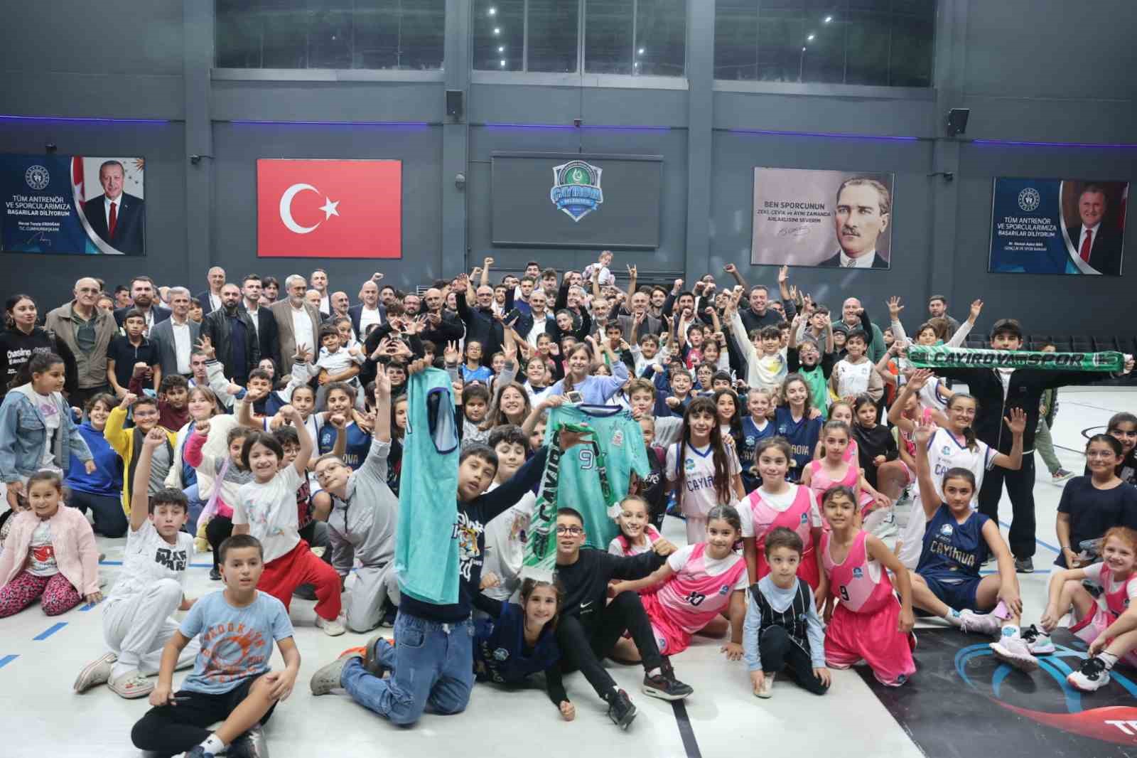 Çayırova Belediyesi’nden Kipaş İstiklal’e geçit yok: 90-86
