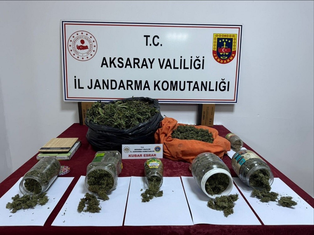 Aksaray’da 4 kilo esrarla yakalanan şahıs tutuklandı