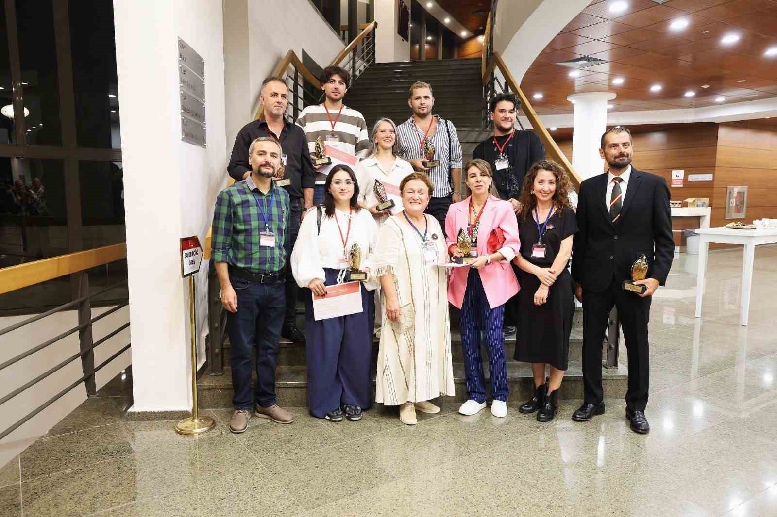 BŞEÜ Seramik ve Cam Bölümü’nden uluslararası alanda gururlandıran başarı