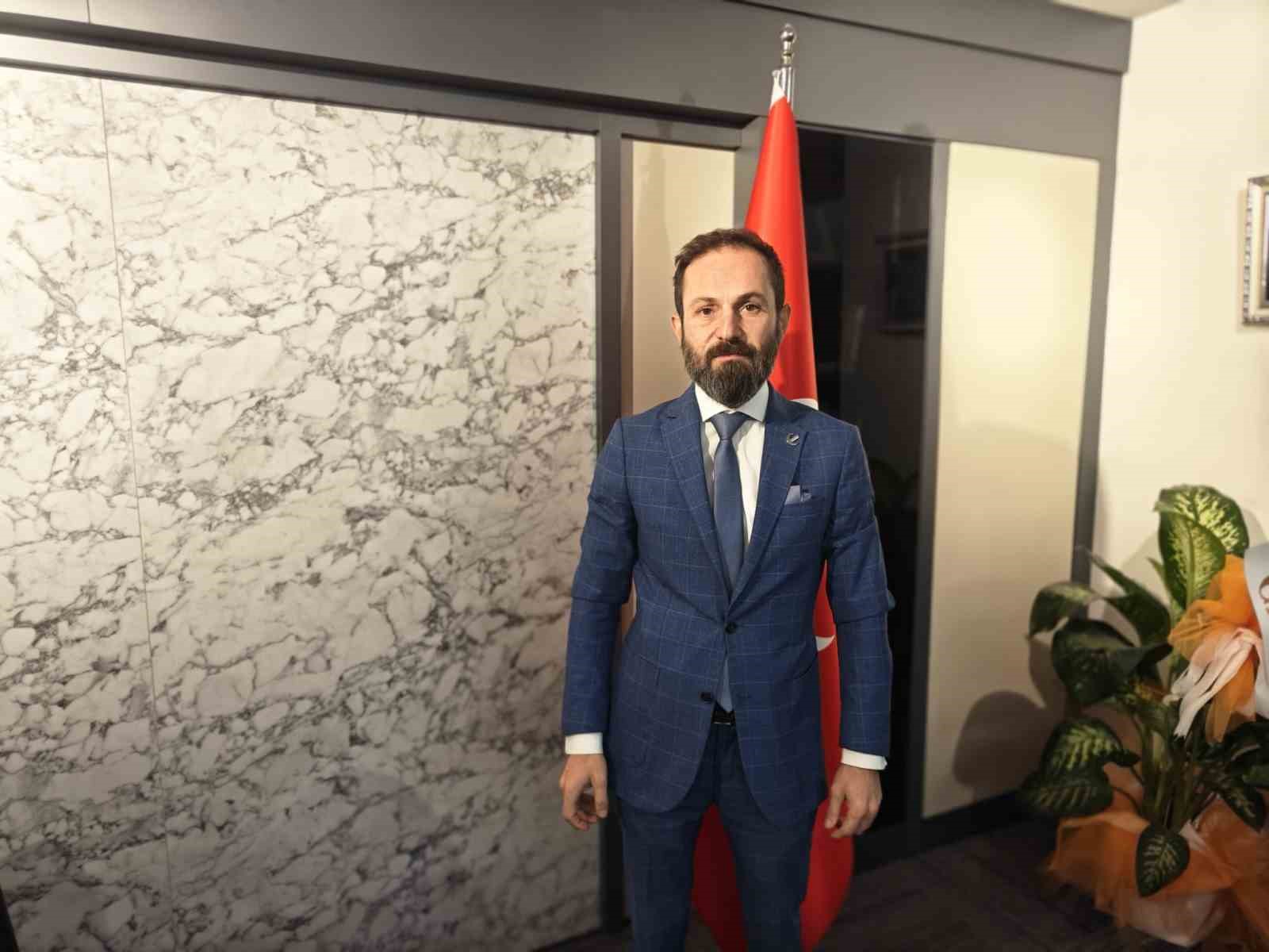 YRP Kayseri İl Başkanı &Ouml;zcan: "Halkımız ve genel başkanımız ile b&uuml;y&uuml;k bir coşkuya ortak olacağız"
