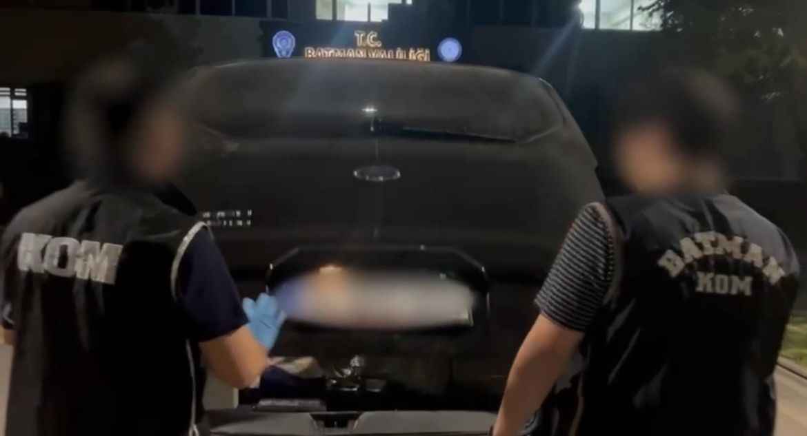 Batman’da araçta gümrük kaçağı sigara ele geçirildi