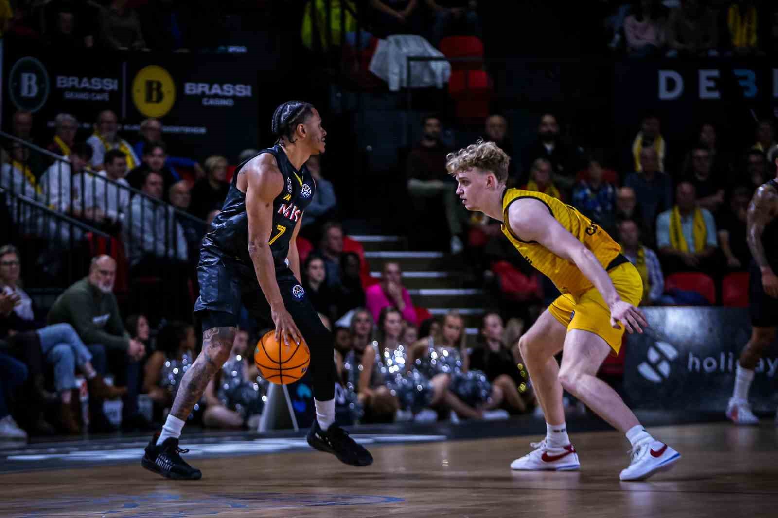 MSK Erkek Basketbol Takımı Avrupa’daki ilk galibiyetini kazandı