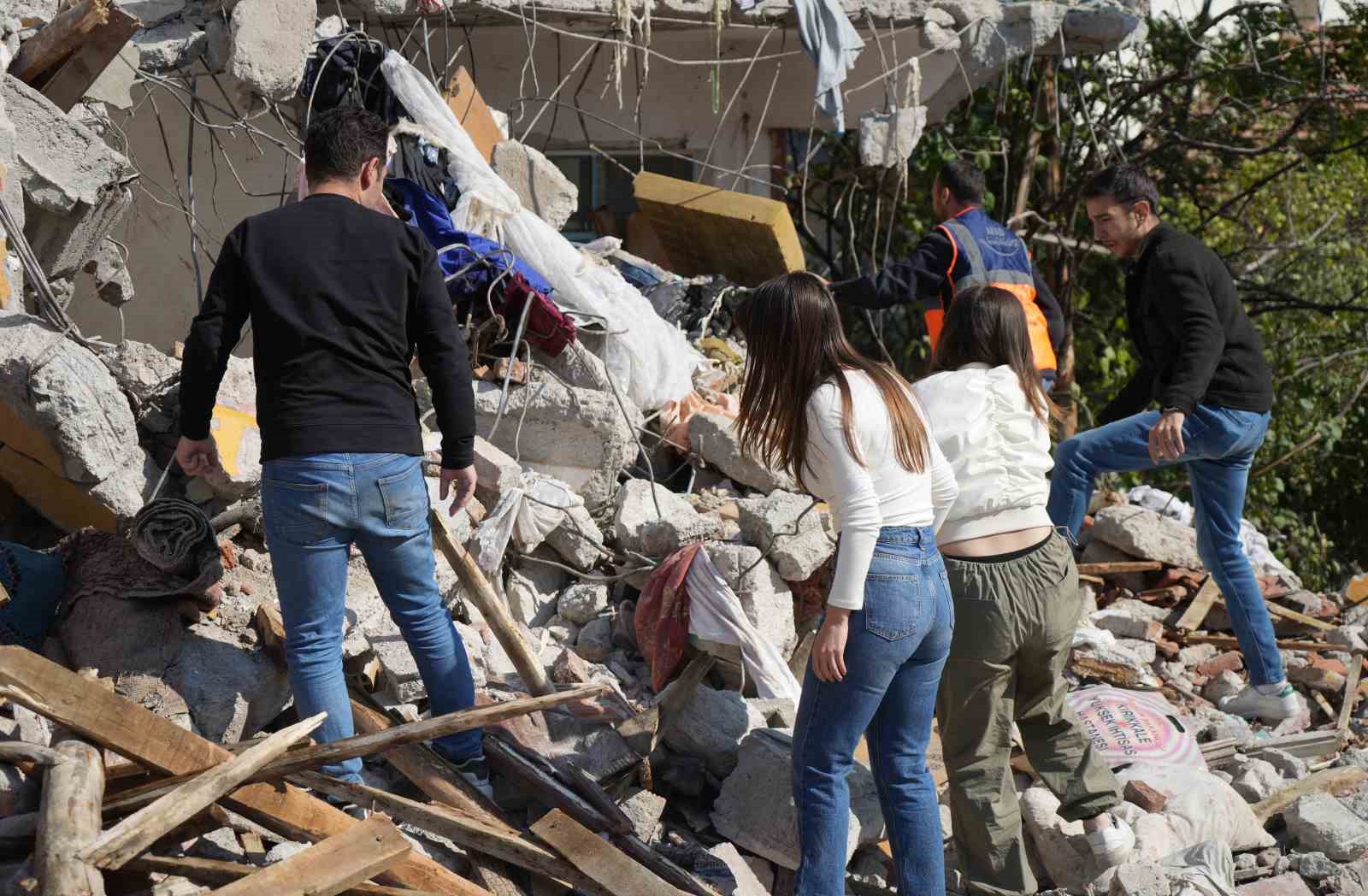 Gerçeğini aratmayan tatbikat: Rolünü o kadar benimsedi ki tatbikat bitse de sürdürdü